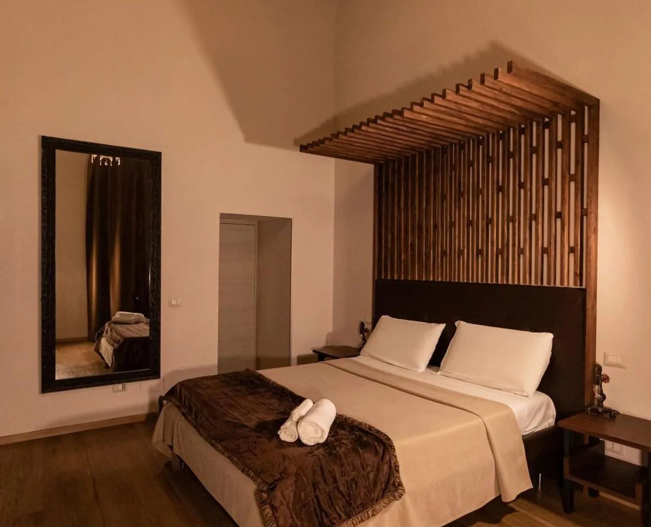Duomo Luxury Suites Naples Bed & Breakfast