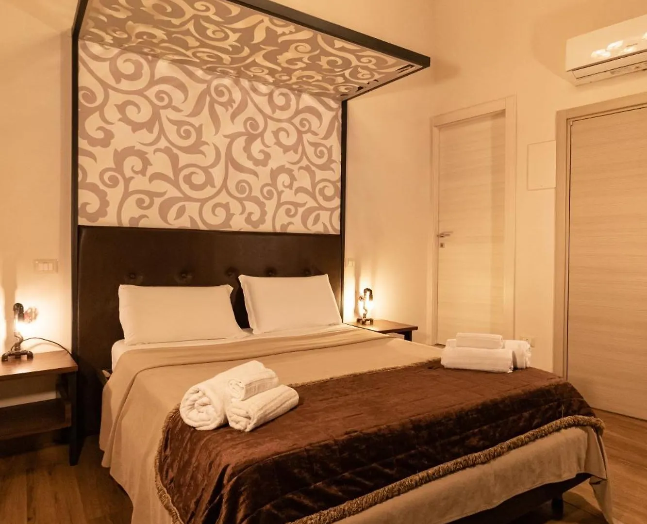 Duomo Luxury Suites Naples