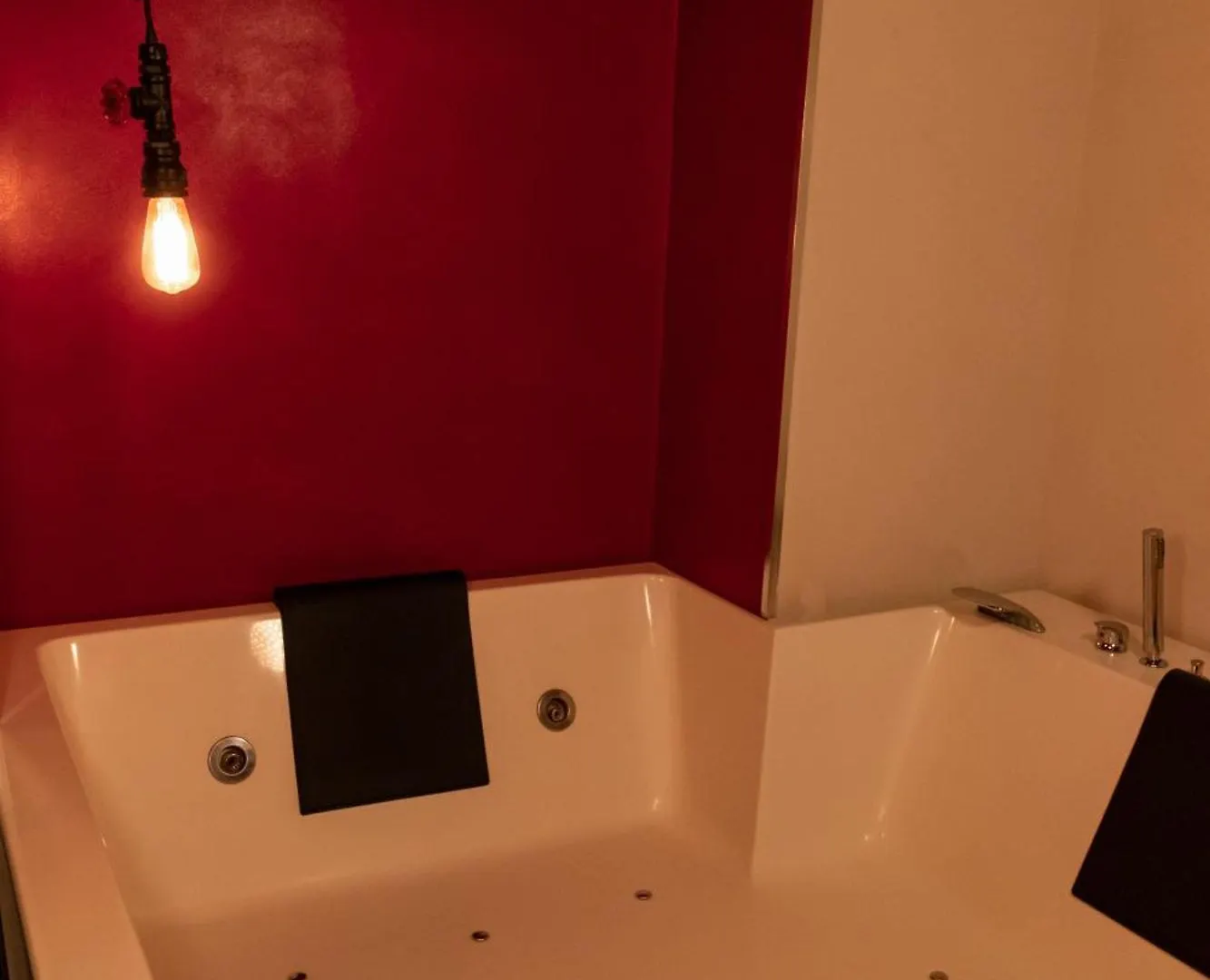 Duomo Luxury Suites Neapel 2*,